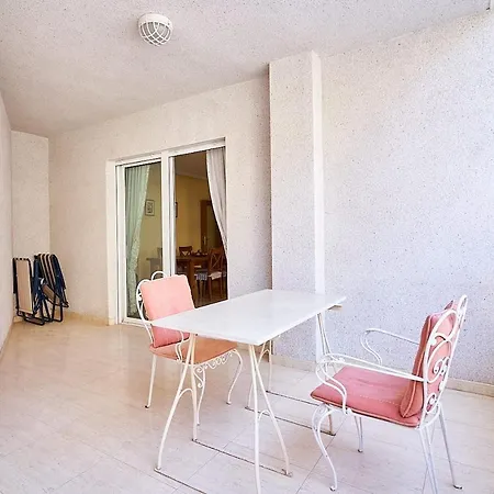 Апартаменты Casa Luna Con Piscina, 300m Playa Кампелло